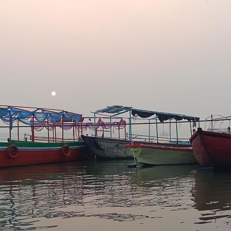 Jpm Guest House Varanasi Esterno foto