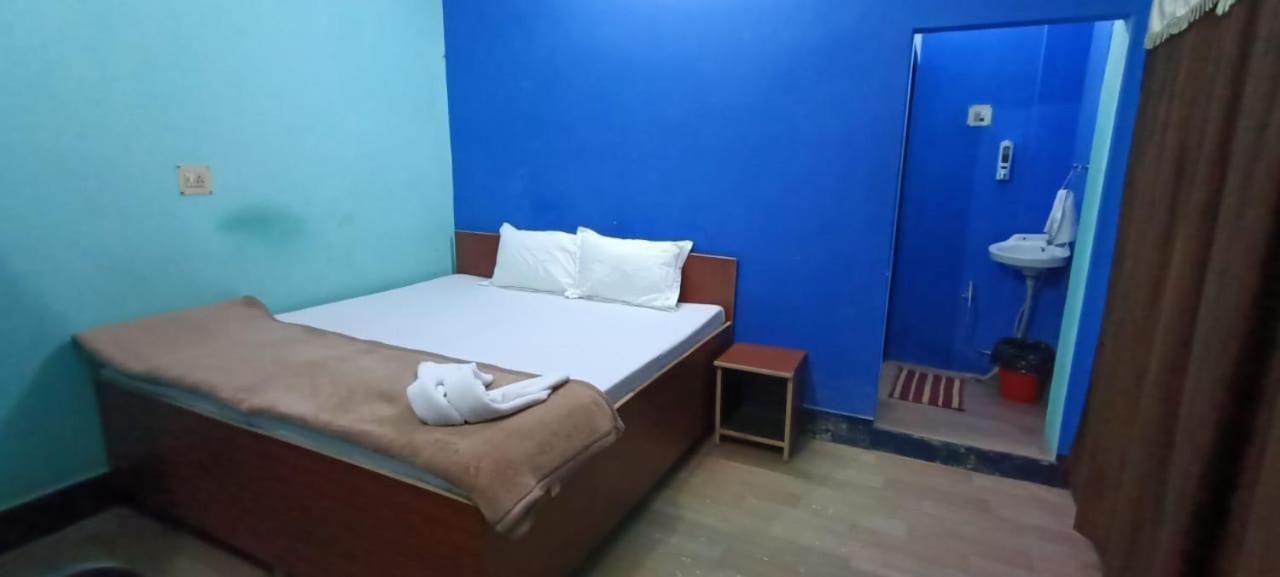 Jpm Guest House Varanasi Esterno foto