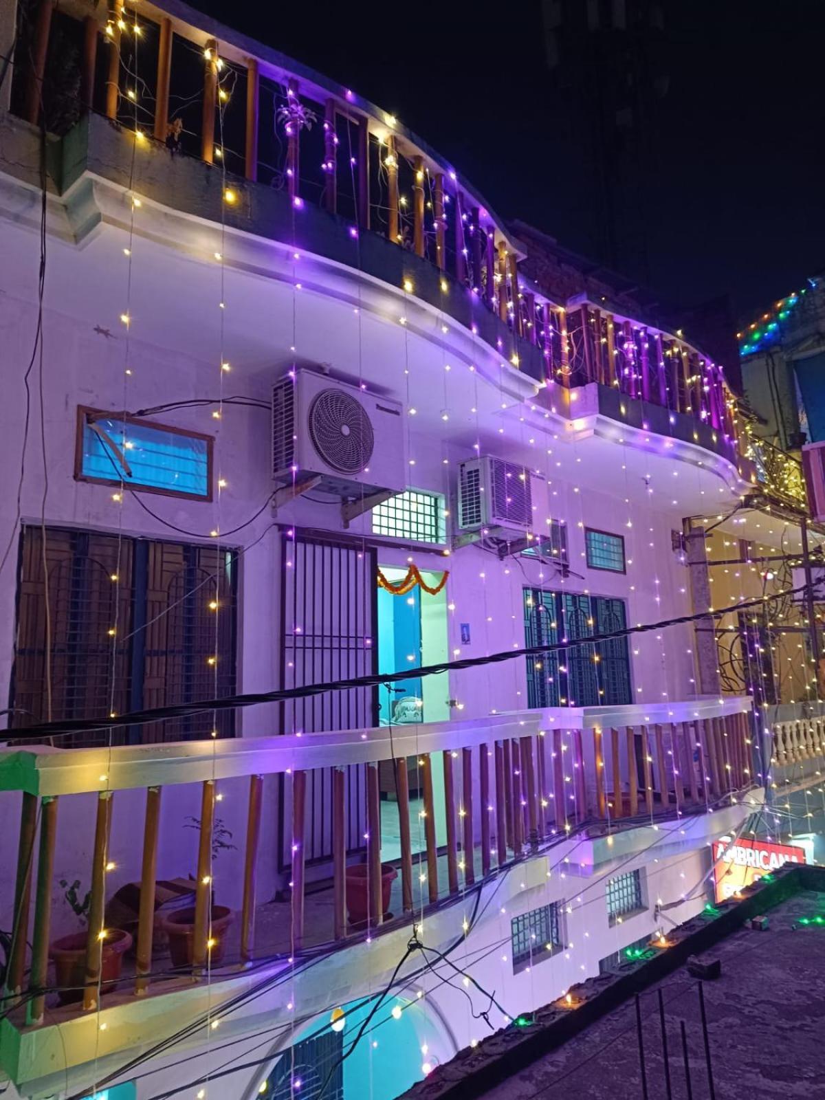 Jpm Guest House Varanasi Esterno foto