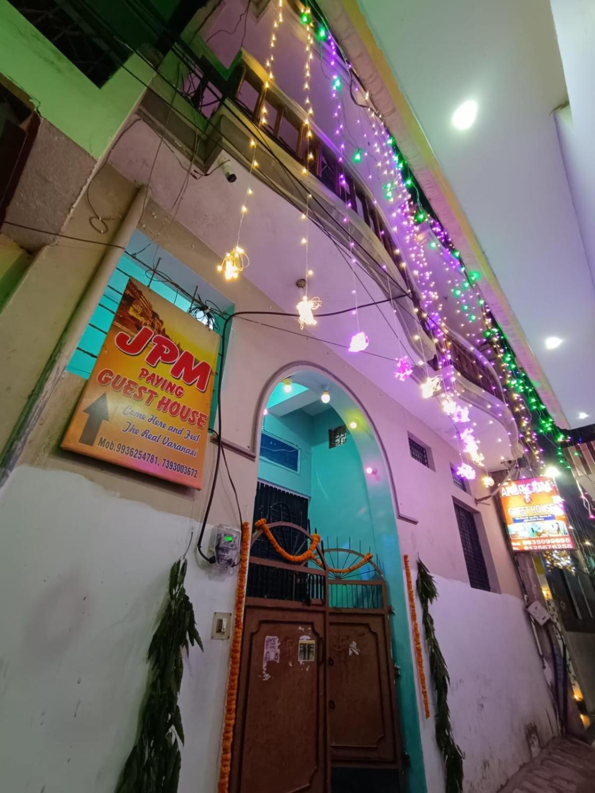 Jpm Guest House Varanasi Esterno foto