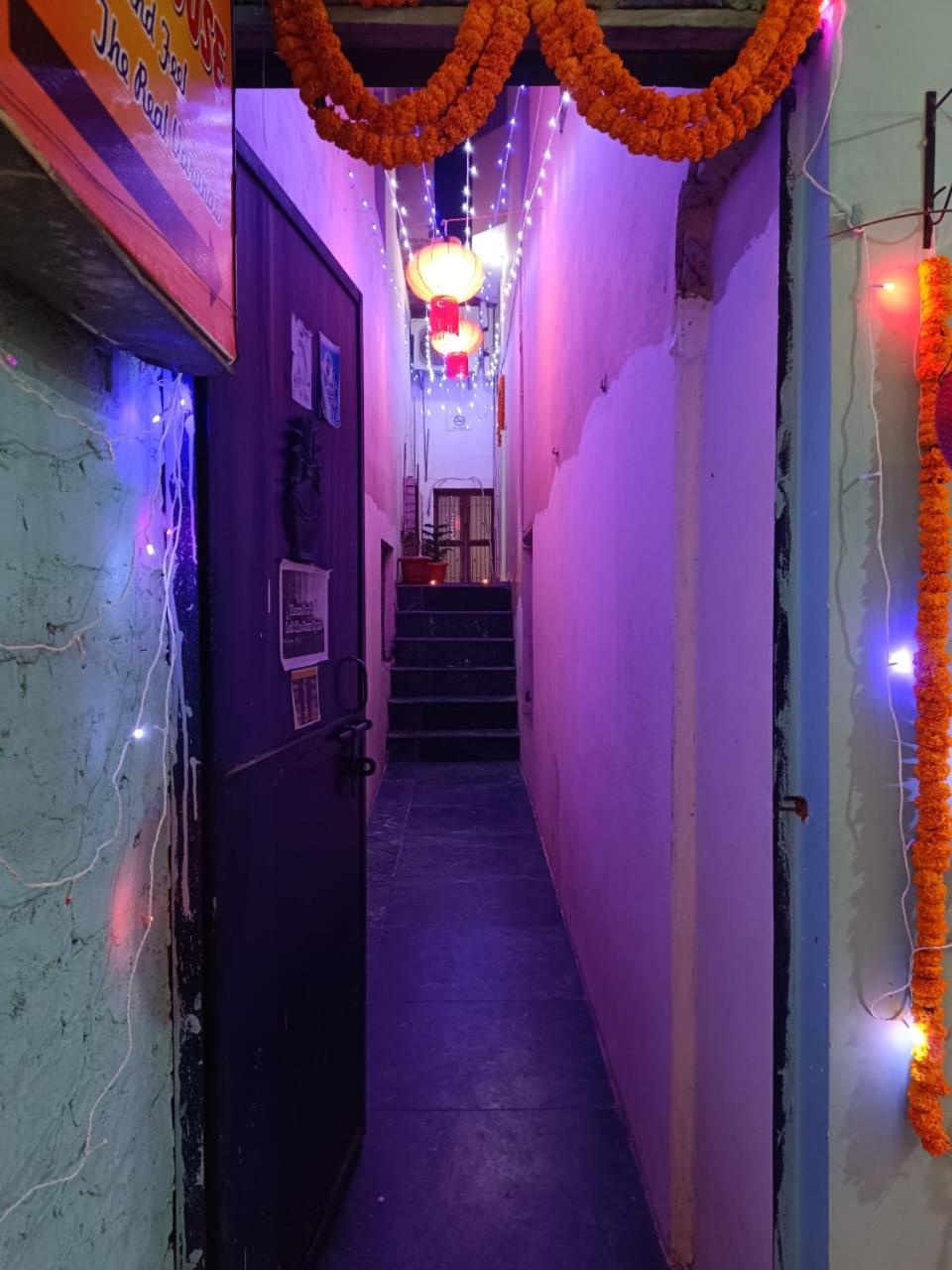 Jpm Guest House Varanasi Esterno foto