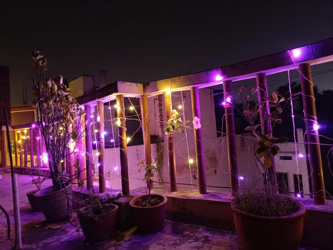 Jpm Guest House Varanasi Esterno foto