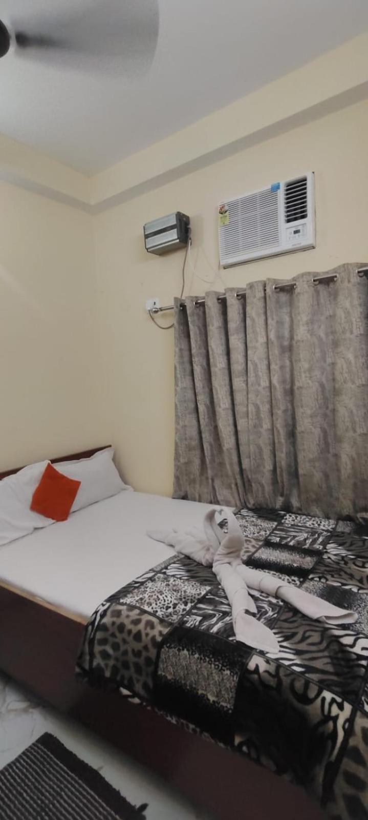 Jpm Guest House Varanasi Esterno foto